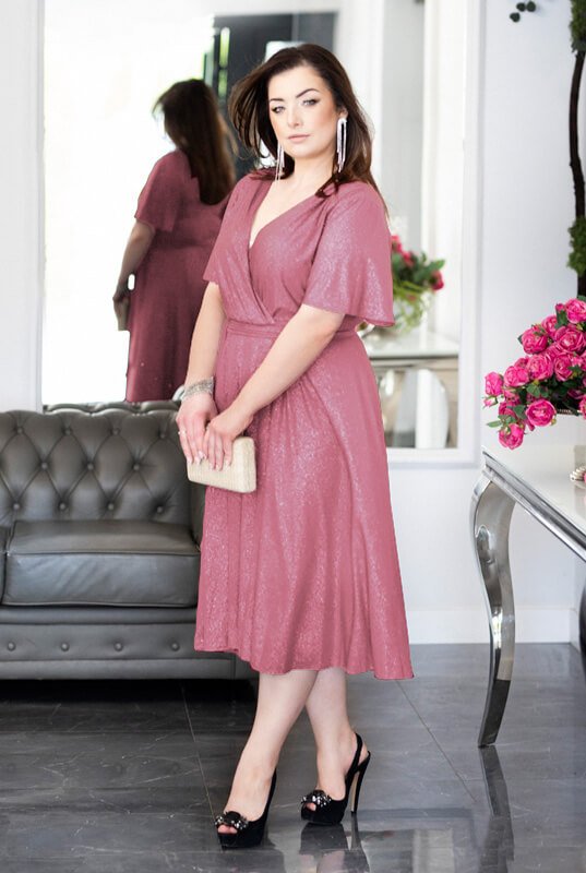 Brokatowa Sukienka Estera Midi Brudny Róż – Elegancja na Każdą Okazję