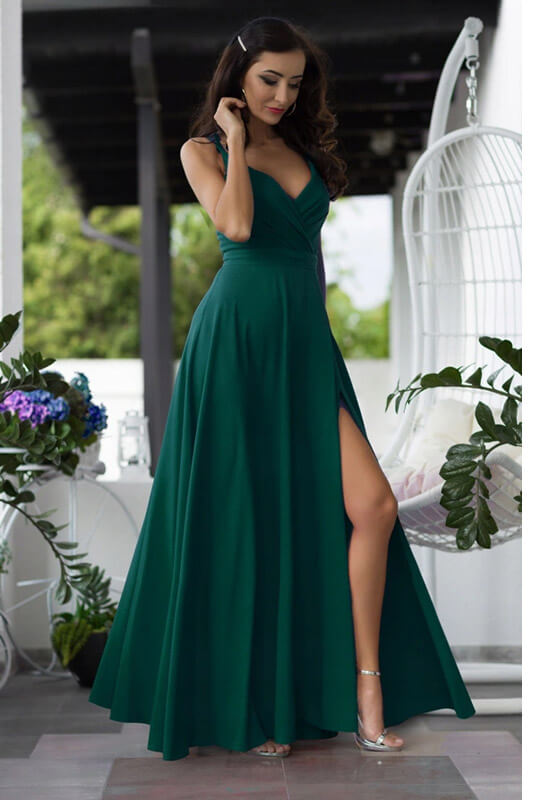 Zielona zwiewna sukienka z koła na cienkich ramiączkach na wesele - Paris 3