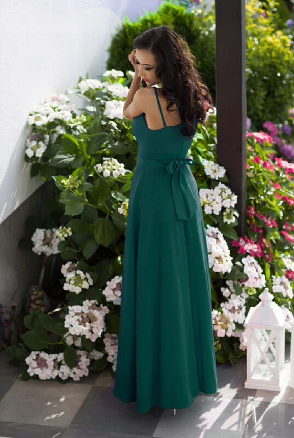 Zielona Zwiewna Sukienka Z Koła Na Cienkich Ramiączkach Na Wesele Paris Sukienki Wieczorowe 
